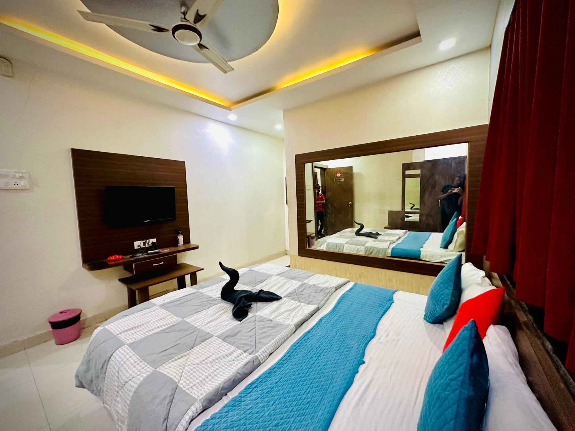 Hotel Sawai Executive Jadhavwadi Extérieur photo
