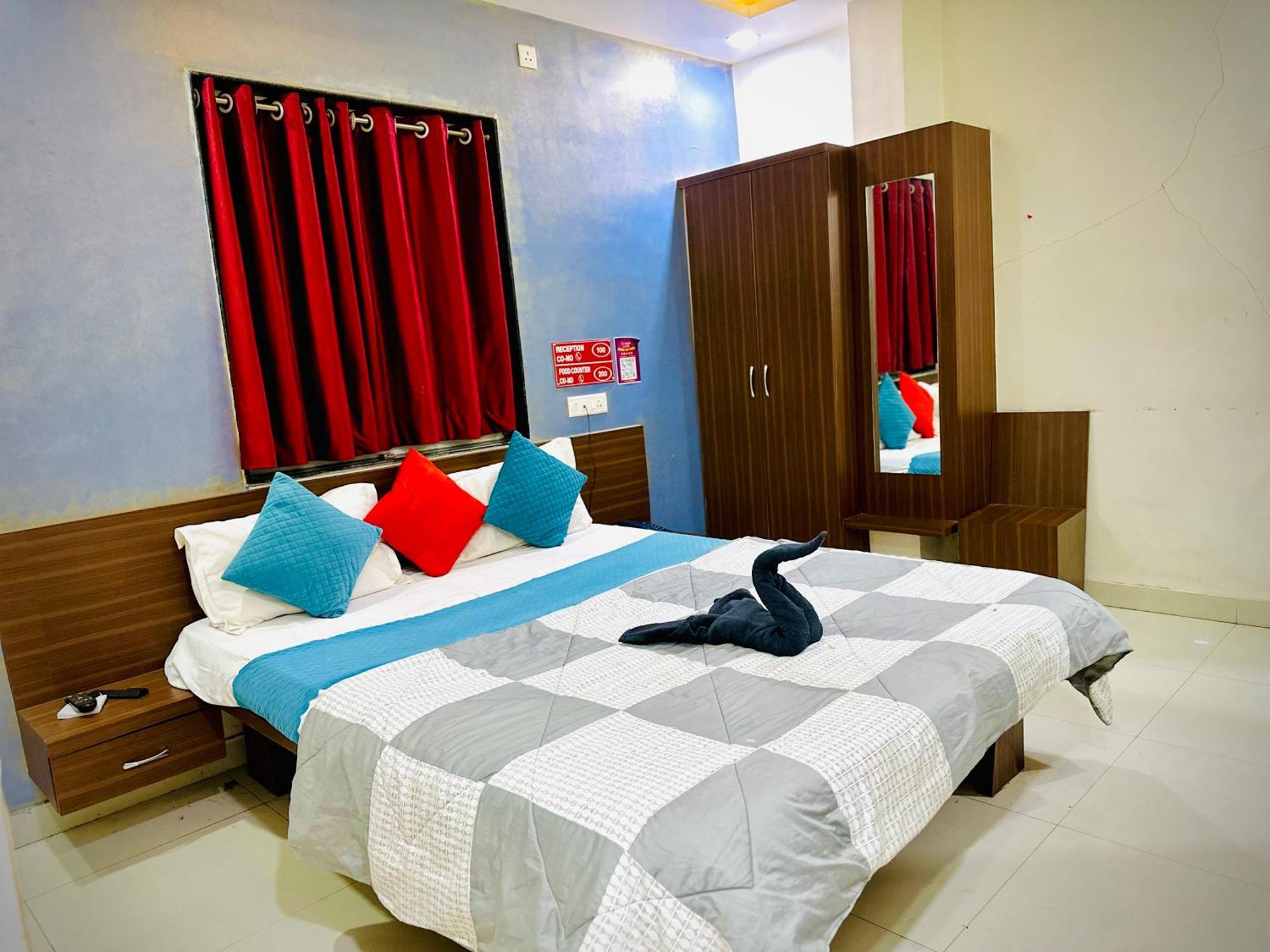 Hotel Sawai Executive Jadhavwadi Extérieur photo