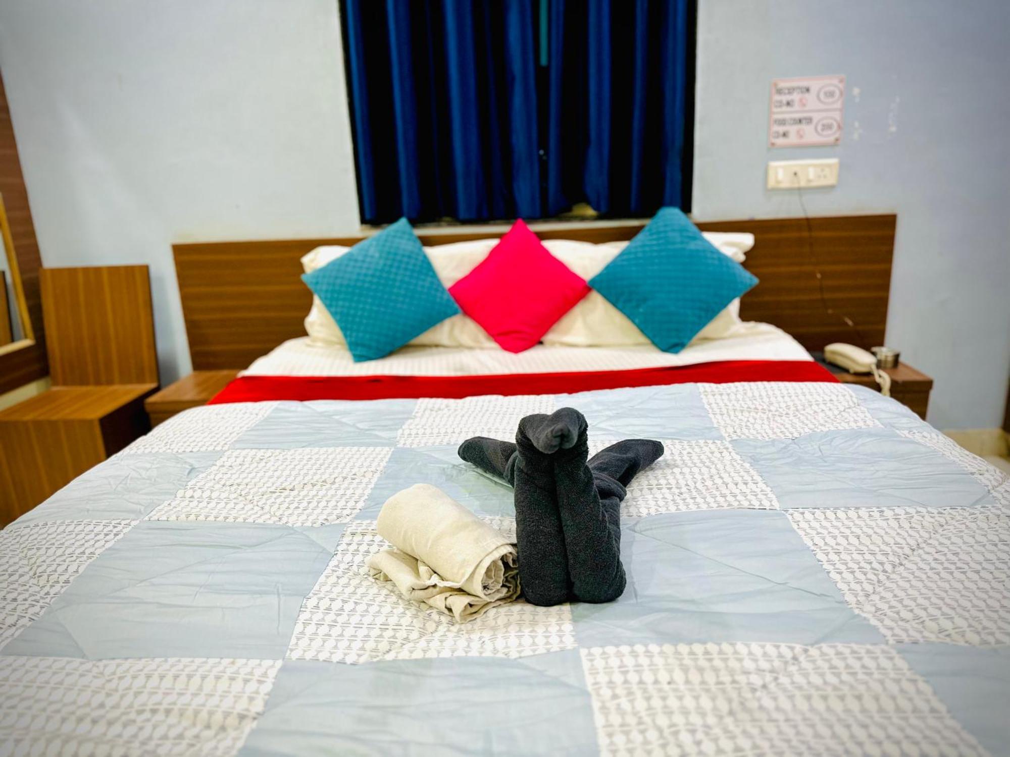 Hotel Sawai Executive Jadhavwadi Extérieur photo