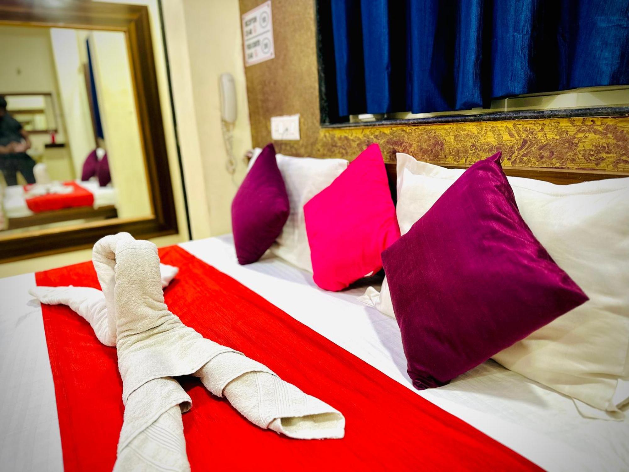 Hotel Sawai Executive Jadhavwadi Extérieur photo