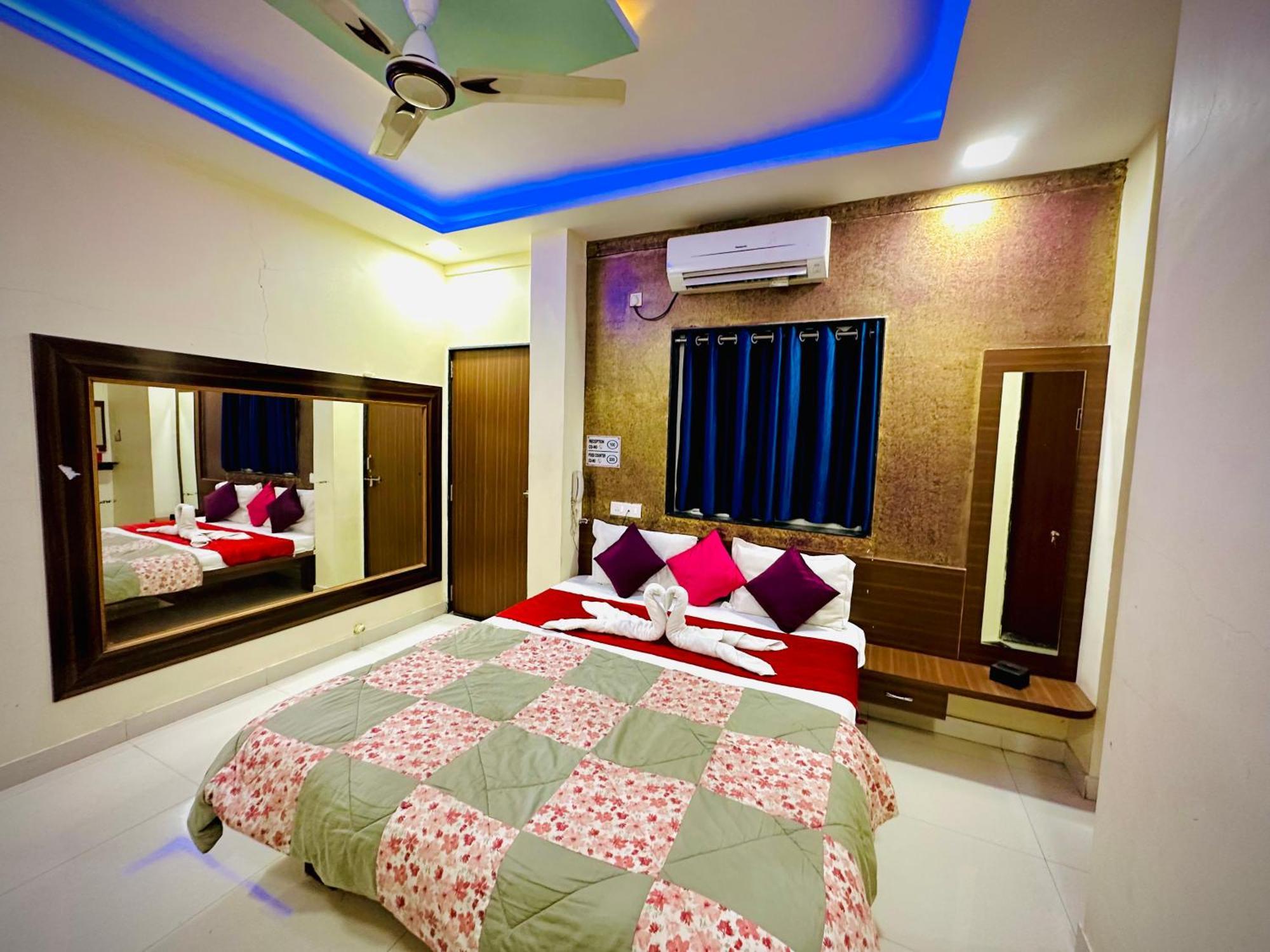 Hotel Sawai Executive Jadhavwadi Extérieur photo