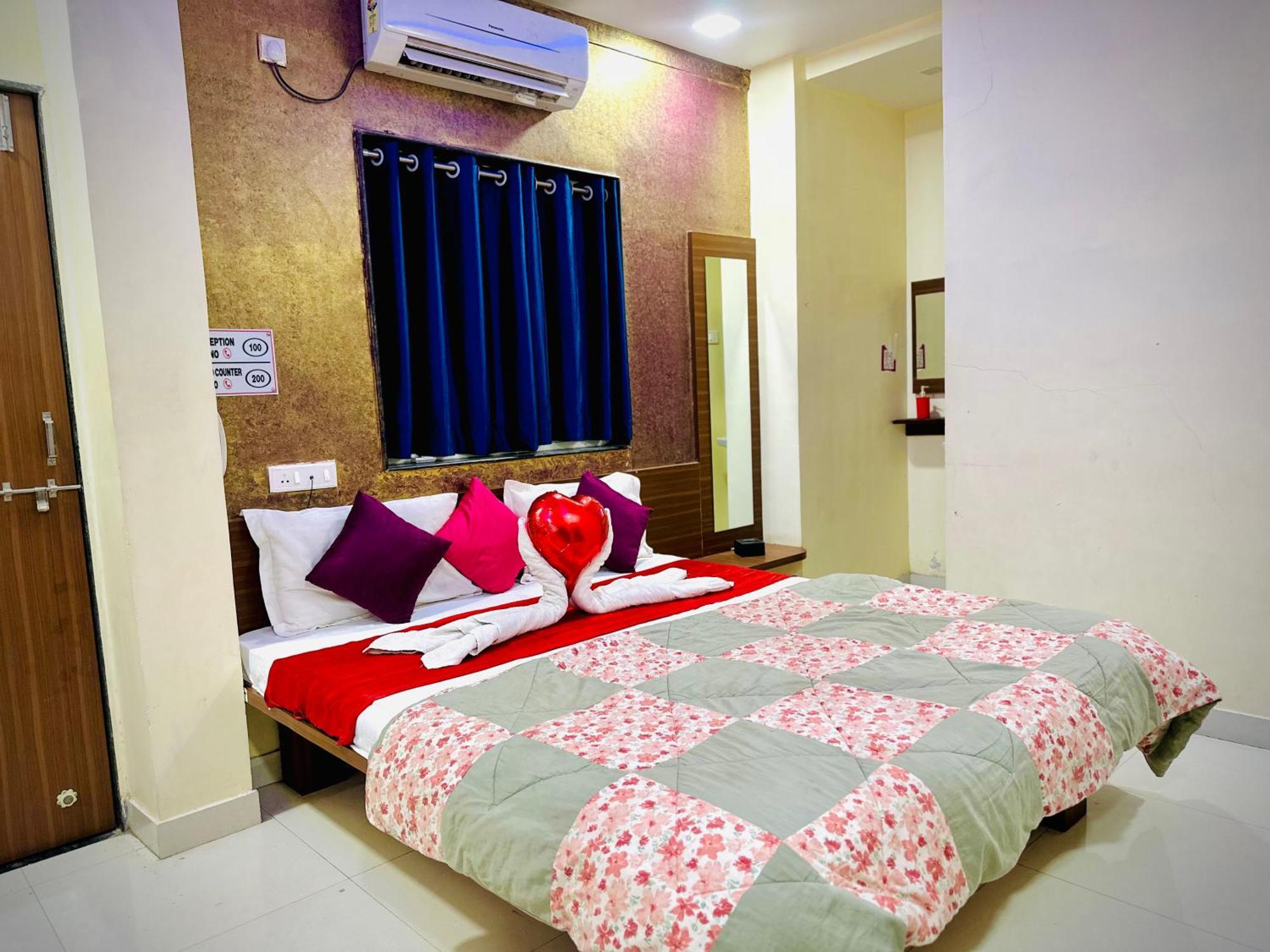 Hotel Sawai Executive Jadhavwadi Extérieur photo