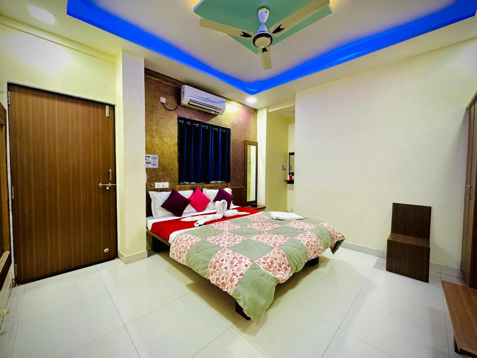 Hotel Sawai Executive Jadhavwadi Extérieur photo