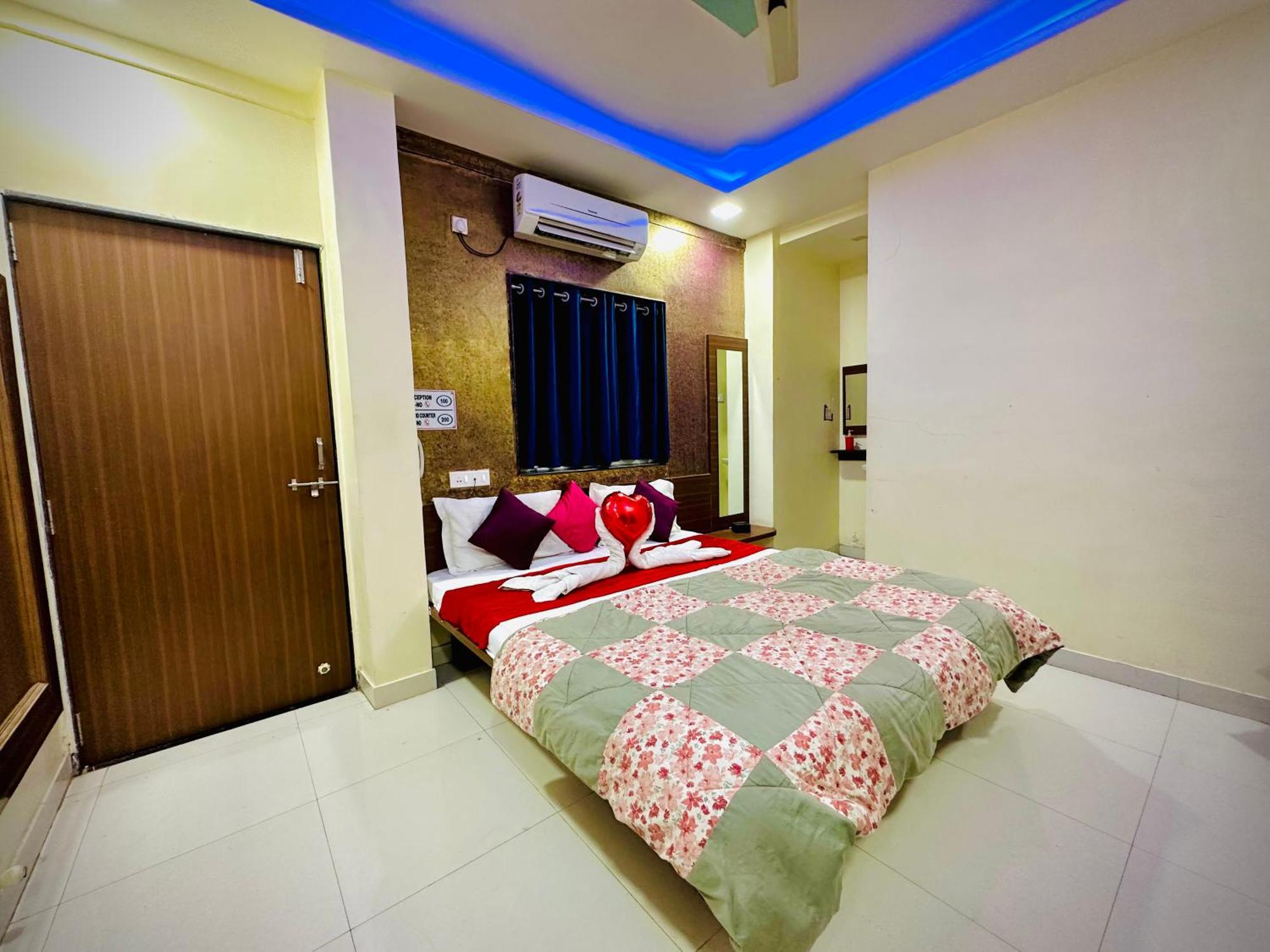 Hotel Sawai Executive Jadhavwadi Extérieur photo
