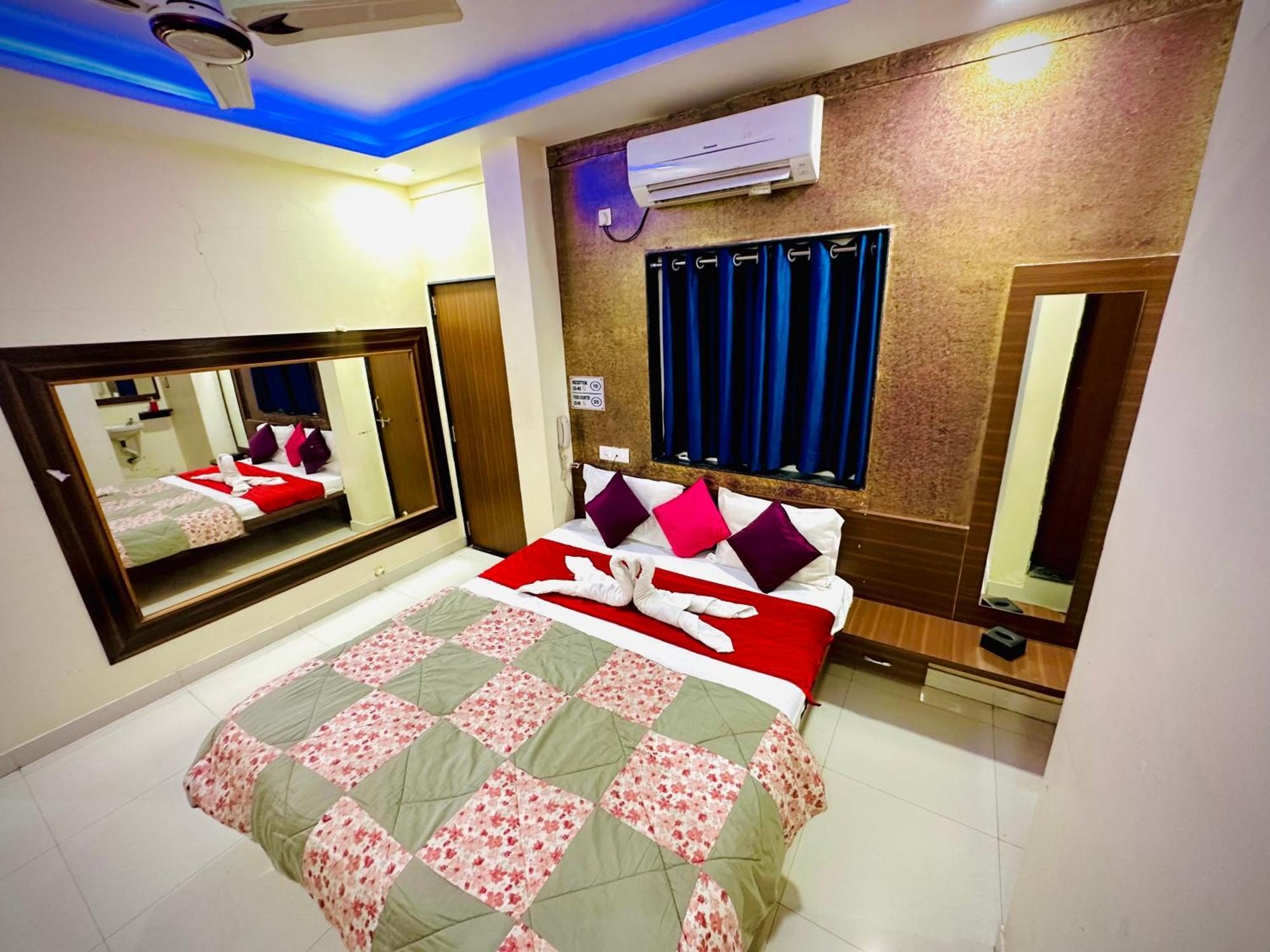 Hotel Sawai Executive Jadhavwadi Extérieur photo