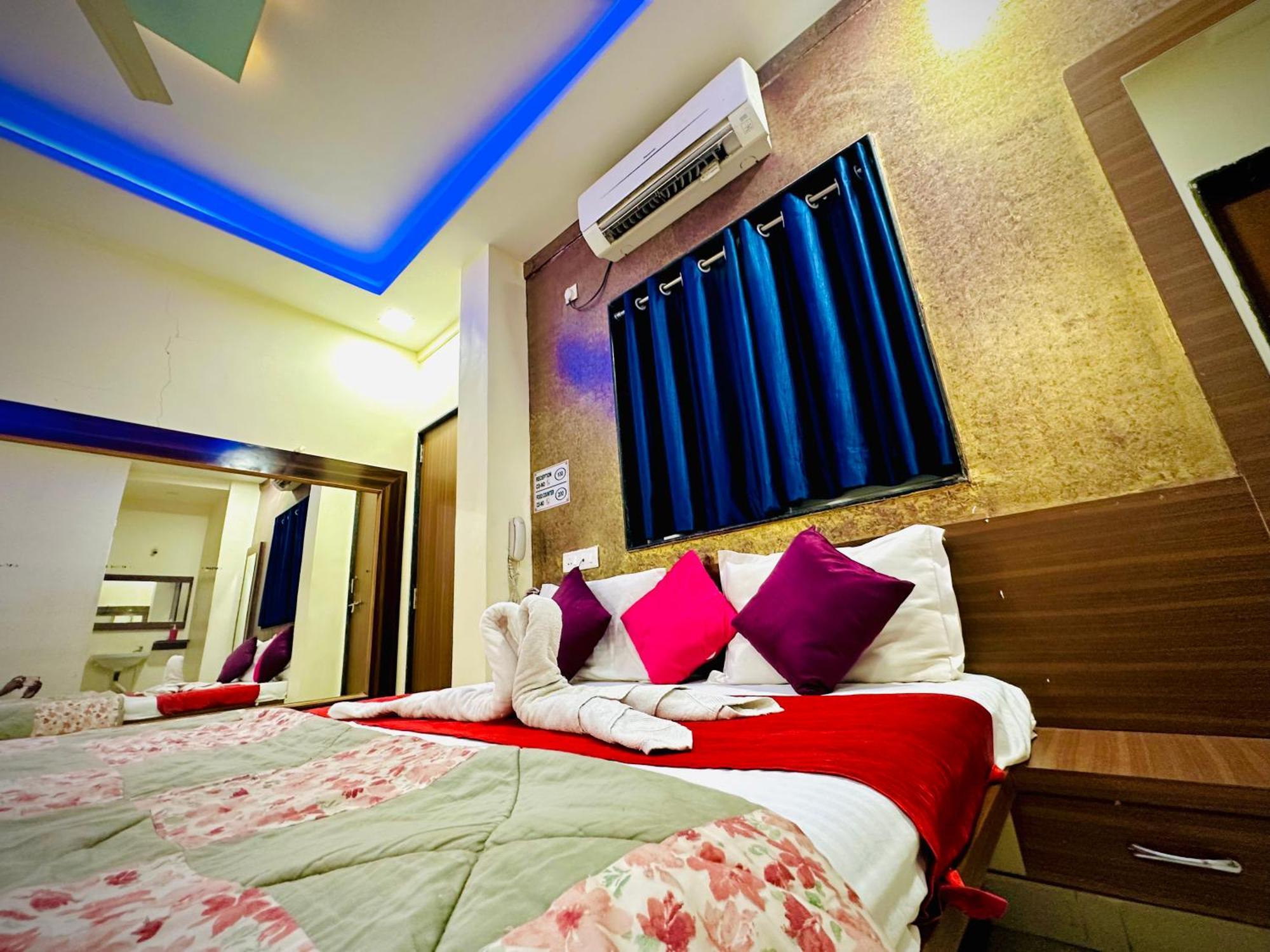 Hotel Sawai Executive Jadhavwadi Extérieur photo