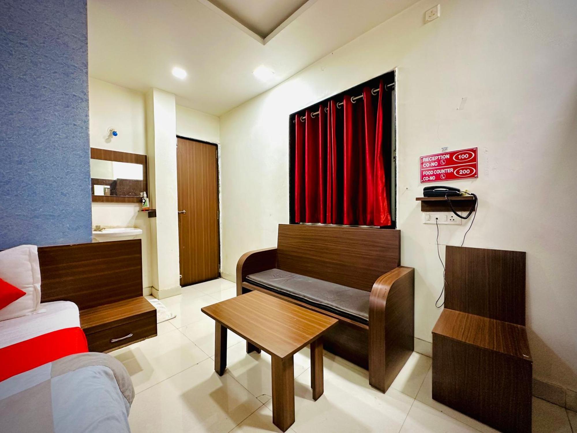 Hotel Sawai Executive Jadhavwadi Extérieur photo