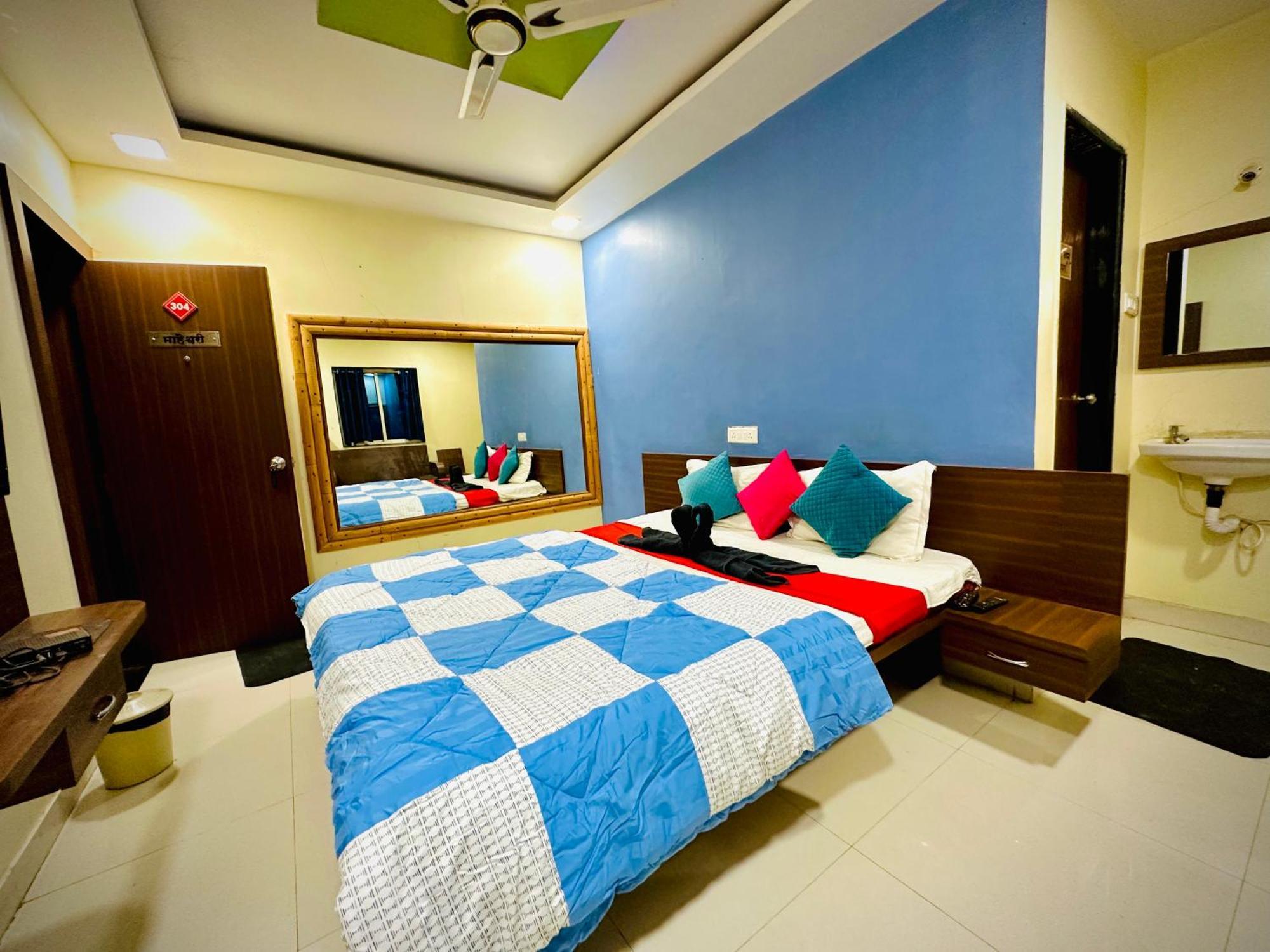 Hotel Sawai Executive Jadhavwadi Extérieur photo