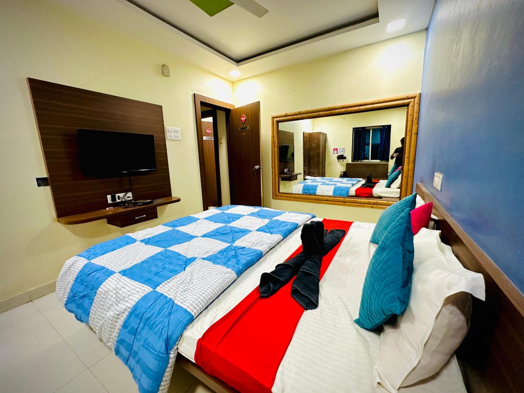 Hotel Sawai Executive Jadhavwadi Extérieur photo