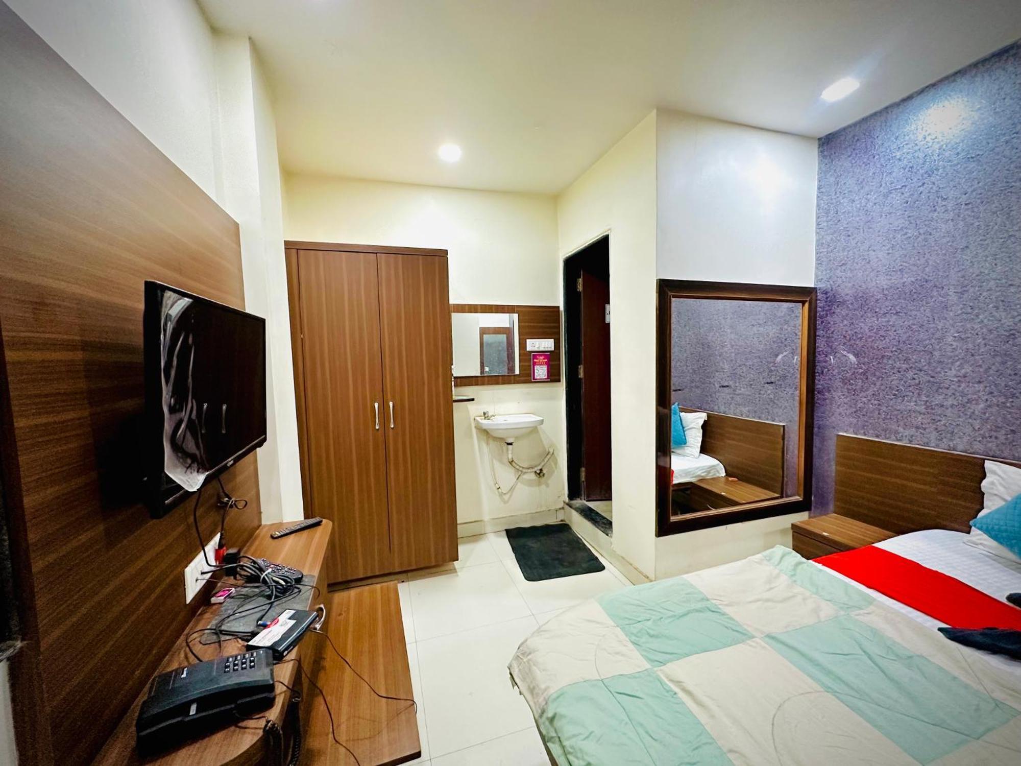 Hotel Sawai Executive Jadhavwadi Extérieur photo